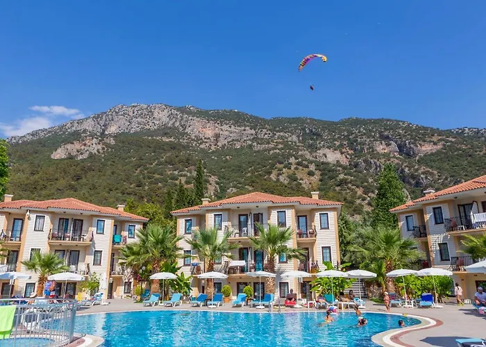 Marcan Adult Only Ολουντενίζ